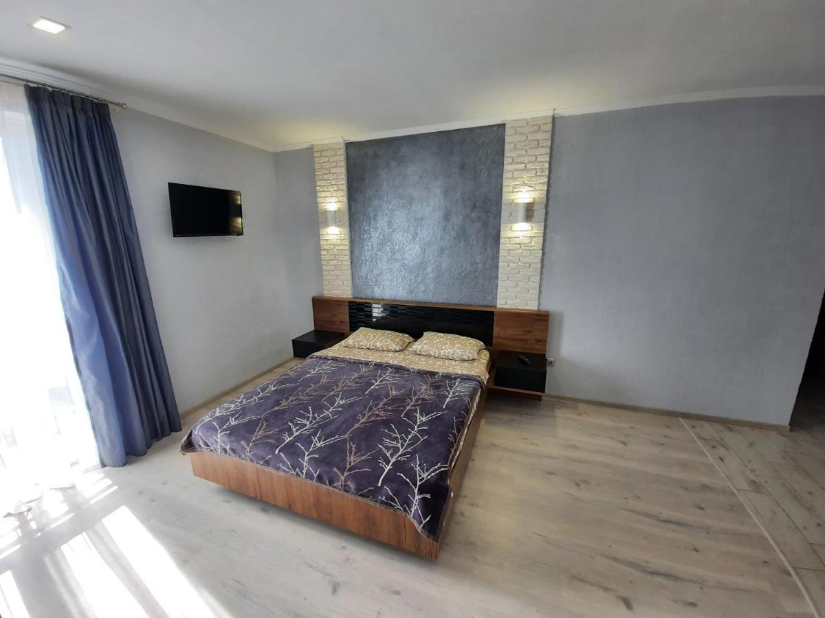 New Luxury Studio Apartment Ивано-Франковск Экстерьер фото