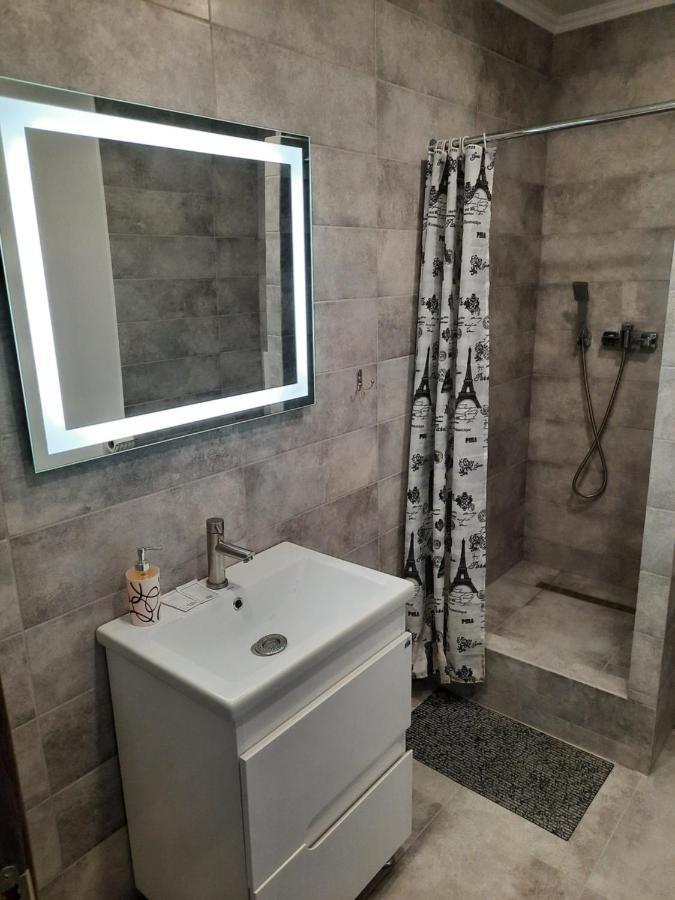 New Luxury Studio Apartment Ивано-Франковск Экстерьер фото