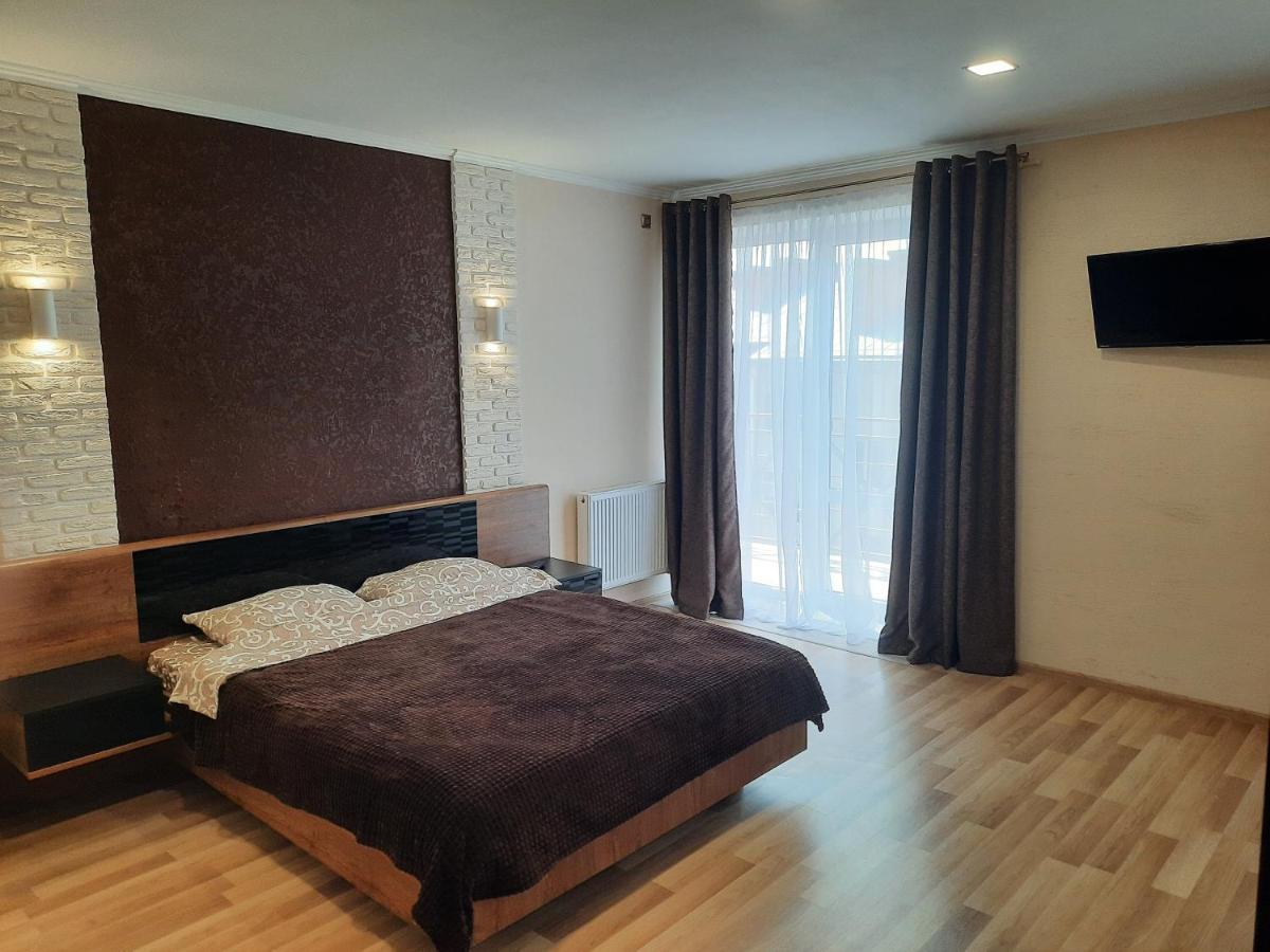 New Luxury Studio Apartment Ивано-Франковск Экстерьер фото
